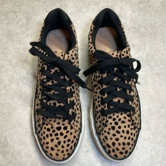 Restricted women’s cheetah print platform sneakers. Size 7. - Picture 1 of 10